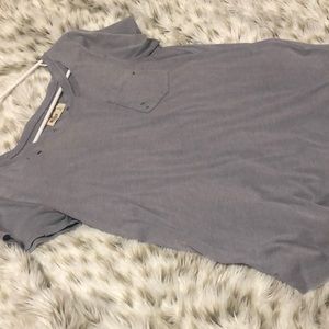 Hollister distressed tee